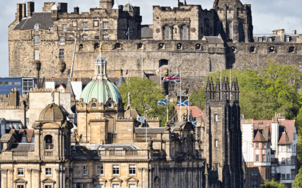 英国留学选择研究型硕士还是授课型硕士?