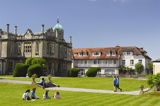 申请英国留学的最佳时期是什么时间段？