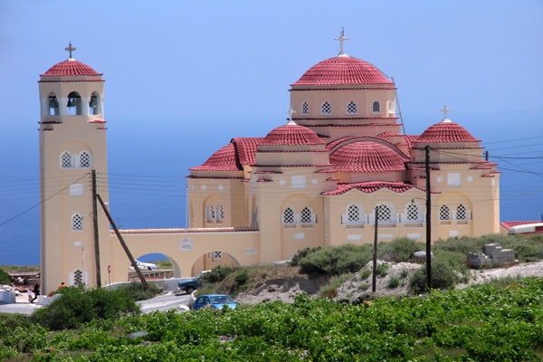希腊三个区域的移民局的永居申请和指纹预约情况如下