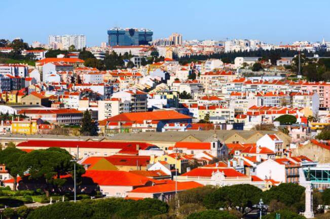 葡萄牙和西班牙的关系，葡萄牙和西班牙移民哪个好？